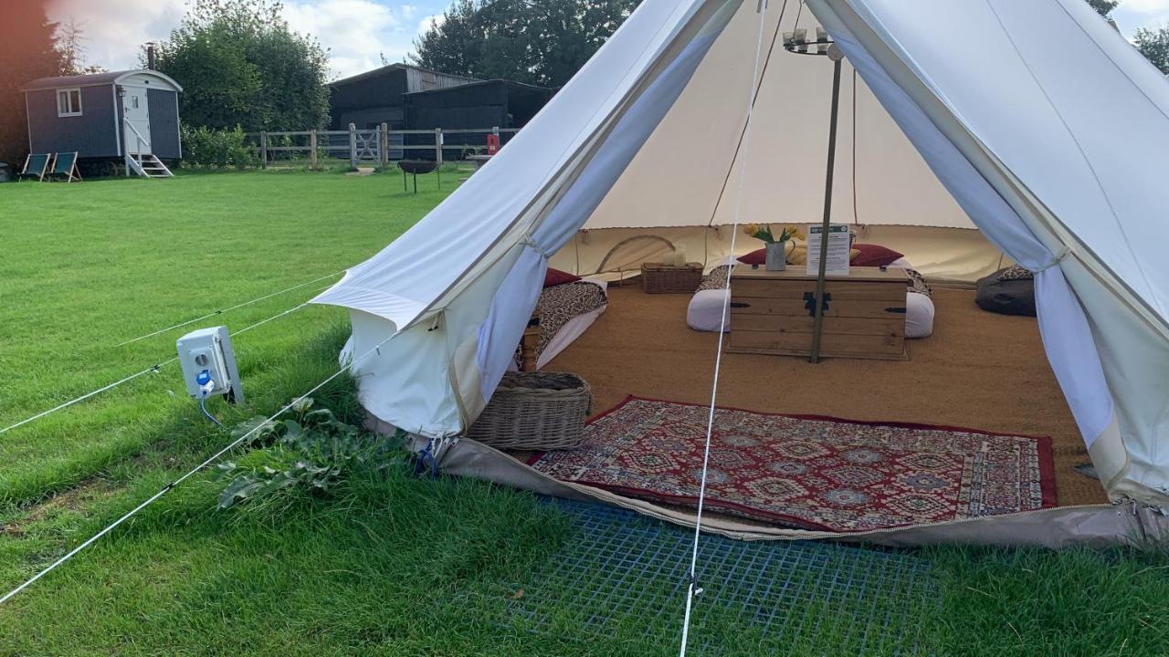 Home Farm Radnage Glamping Bell Tent 2, With Log Burner And Fire Pit 外观 照片